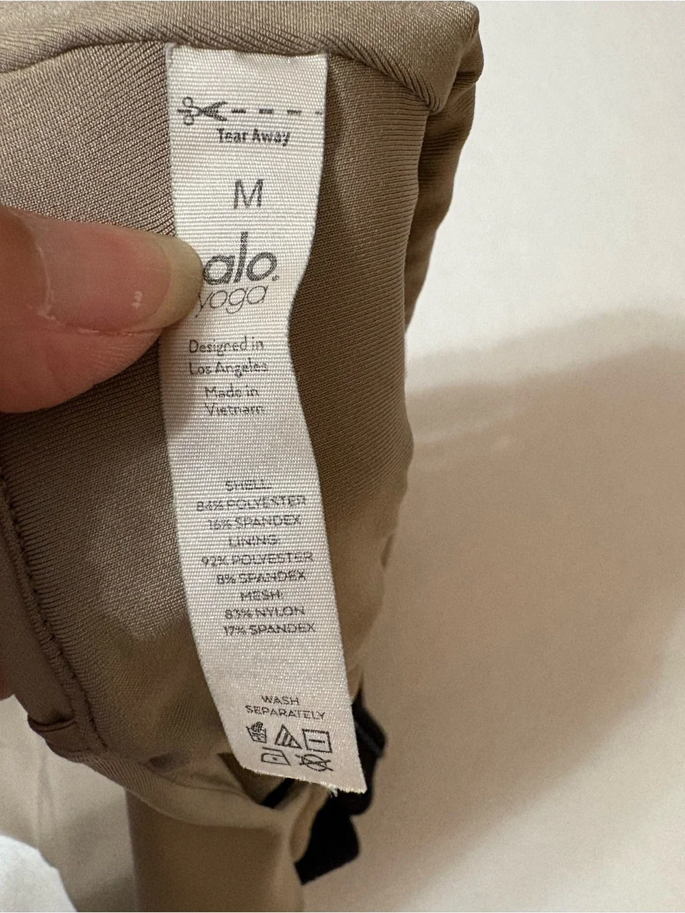 ALO YOGA Airlift Suit Up Bra In Beige size m